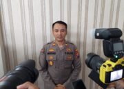 Klarifikasi Polrestabes Surabaya Terkait Viral Video Polwan Tegur Pria yang Sedang Makan*