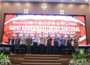 Kapolda Riau Buka Dan Pimpin Langsung Rapat Koordinasi Lintas Sektoral Operasi Mantap Praja Lancang Kuning 2024