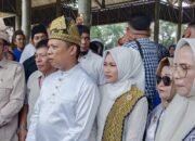 Muflihun Dan Ade Hartati Resmi Mendaftarkan Di Kpu Sebagai Calon Walikota Dan wakil walikota Pekanbaru