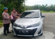 Polres Kuansing Bagikan Bendera Merah Putih kepada Personil dalam Rangka Menyambut Hari Kemerdekaan RI