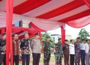 Kapolda Riau, Irjen Pol Mohammad Iqbal menggelar upacara penyambutan dan pelepasan Danrem 031/Wirabima baru dan lama di Mapolda Riau.