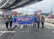 MEMASUKI HARI KE – 3 OPS ZEBRA LK 2024, TIM PREEMTIF SASAR PENGENDARA DI KAWASAN TRAFFIC LIGHT PASAR PAGI ARENGKA