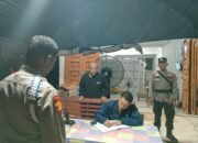 -LK24, WAKAPOLRES ROKAN HULU TINJAU GUDANG LOGISTIK KPU, BERIKAN ARAHAN PENGAMANAN