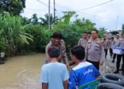 WAKAPOLDA RIAU KUNJUNGI WARGA TERDAMPAK BANJIR DI 3 DESA KABUPATEN KAMPAR