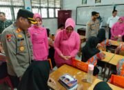Kapolres Siak Dan Ketua Bhayangkari Cabang Siak Tinjau Program Makan Bergizi Gratis Di Kecamatan Tualang, Dukung Program Pemerintah