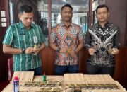 Perawatan Gembok, Salah Satu Upaya Deteksi Dini Cegah Gangguan Kamtib di Lapas Pekanbaru