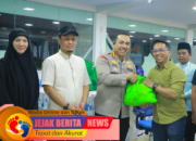 Kapolresta Pekanbaru Bersama DPD RI dan Kemensos dan Walikota Pekanbaru Tinjau Tenda Pengungsian Korban Banjir di Rumbai
