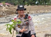 Dansat Brimob Polda Riau Tanam Pohon di Kabupaten Agam, Pulihkan Alam Pasca Banjir Bandang
