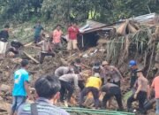 Respons Cepat Brimob Polda Riau : Dua Korban Banjir Ditemukan di Agam