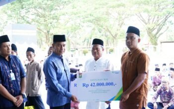 Safari Ramadhan di Desa Karya Bhakti, Bupati Kampar: Ajang Silaturahmi dan Wujud Kepedulian Nyata