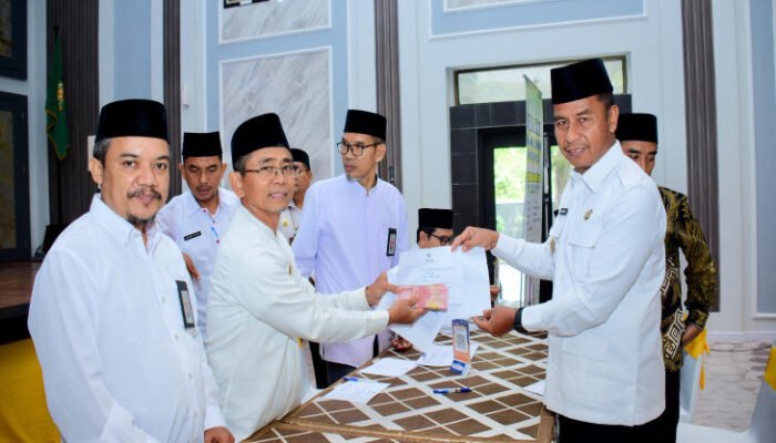 Launching Gerakan ZIS Capai Rp. 100 juta, Terobosan Baru, Bupati Kampar Berikan Apresiasi, Tunaikan ZIS ke Baznas Untuk Kesejahteran Masyarakat