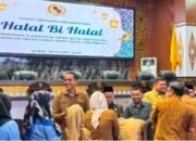 Pimpinan Dan Anggota Dewan DPRD Kota Pekanbaru Menggelar Acara Halal Bihalal Bersama Jajaran Sekretariat DPRD