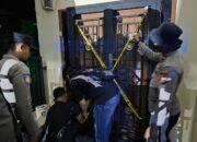 Pasca Aksi Warga, Polisi Segel 8 Rumah Terduga Jaringan Narkoba di Panipahan
