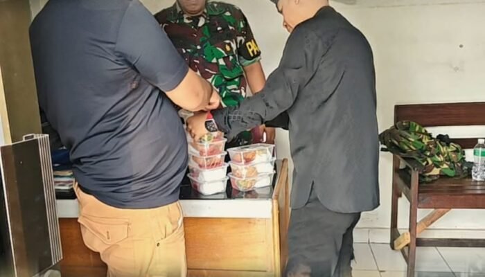 Yayasan Tanjak Bertuah Riau Hadirkan Kepedulian di Jum’at Berkah, Sasar Pengguna Jalan hingga Aparat Penjaga Kota