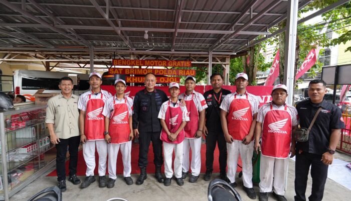 Brimob Riau Luncurkan Bengkel Gratis untuk Ojol, Servis hingga Ganti Oli Tanpa Biaya