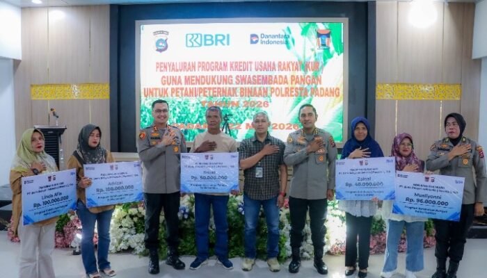 Kapolda dan Biro SDM Polda Sumbar Percepat Penyaluran KUR Petani Binaan Polri, 307 Petani Terima Pembiayaan Hingga Rp10 Miliar