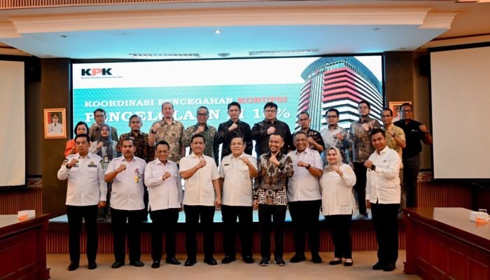 Bupati Hj Kasmarni Minta PT BLJ (BUMD) Diprioritaskan di Sektor Migas