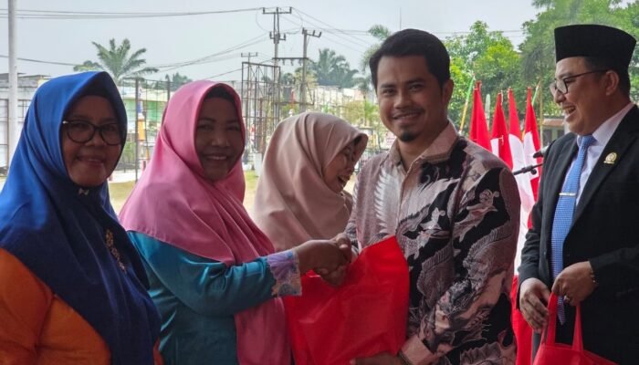 PT Musim Mas Hadir di Tengah Masyarakat Pangkalan Kuras, Kontribusi Nyata Warnai HUT RI ke-81