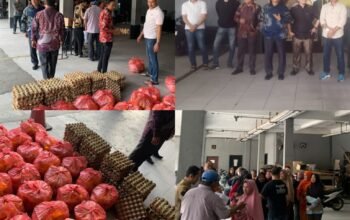 Hari Ulang Tahun ke- 11 Tahun New Paragon, Managemen Staf dan Karyawan Tebar Kebahagian dengan Berbagi Sembako ke Masyarakat Sekitar
