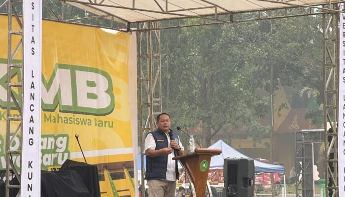Kepala BNNK Pekanbaru Bekali 2.900 Mahasiswa Baru Unilak tentang Bahaya Narkoba